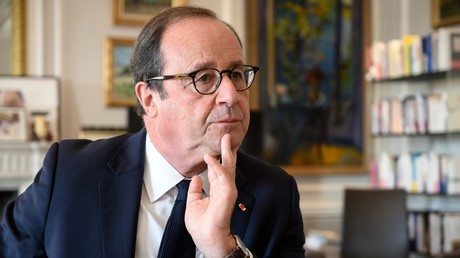 François Hollande suggère «Socialistes» comme nouveau nom du Parti socialiste