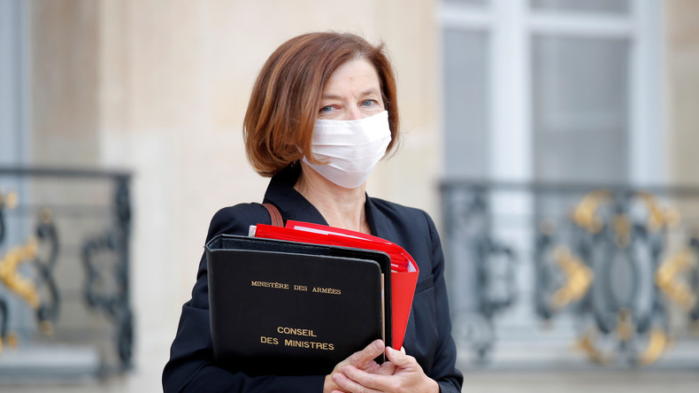 Mila exclue d'un lycée militaire ? Pour Florence Parly, c'est non