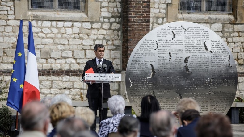 Un homme condamné à 1 500 euros d'amende pour avoir traité Darmanin de «sale violeur»