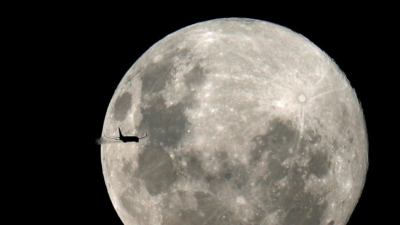 Retour sur Terre de la sonde chinoise porteuse d'échantillons lunaires