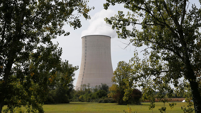 Un prix Nobel, des députés et ex-ministres de toutes tendances défendent le patrimoine nucléaire