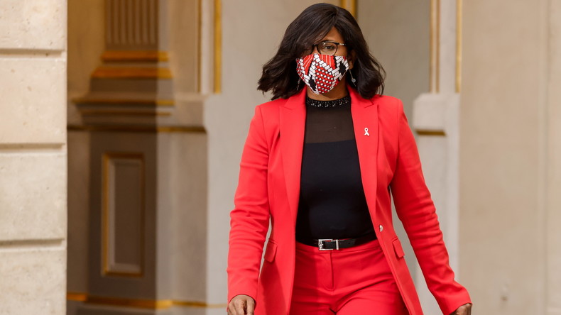 «Privilège blanc» : la ministre déléguée Elisabeth Moreno souscrit au propos d'Emmanuel Macron