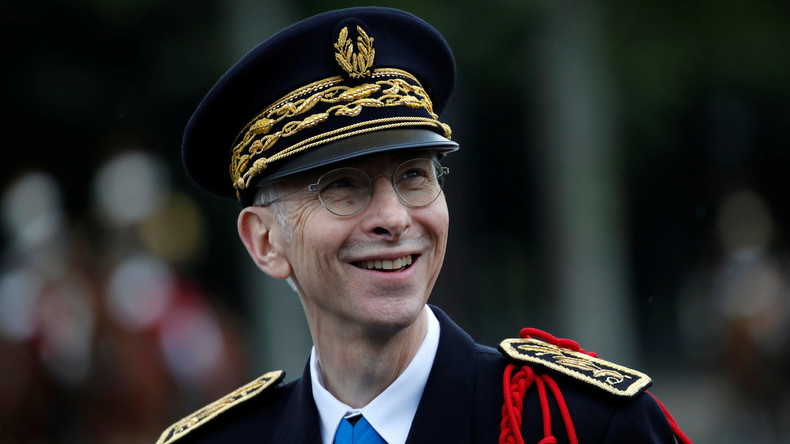 Pour souhaiter une bonne année 2021, Lallement cite un extrait martial de Trotsky