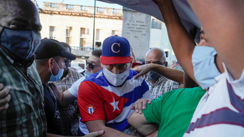 Alors que Cuba entame une réforme majeure, Washington pourrait la replacer sur liste noire