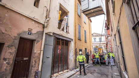 Sauvetage périlleux par les airs d'un homme de 300 kilogrammes à Perpignan