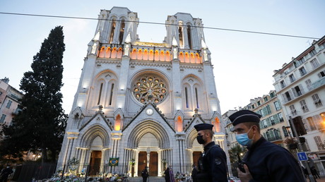 Sorti de l'hôpital, l'auteur de l'attentat de la basilique de Nice inculpé et placé en détention