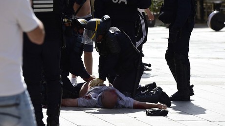 Deux hooligans russes condamnés à 3 et 10 ans de prison pour des violences à l'Euro 2016