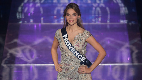 La première dauphine de Miss France 2021, April Benayoum, le 19 décembre 2020.