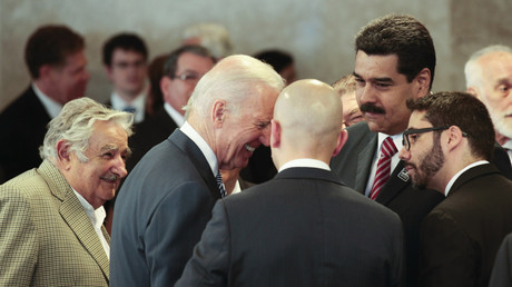 Venezuela : Biden serait prêt à négocier avec Maduro et ignorerait les appels de Guaido