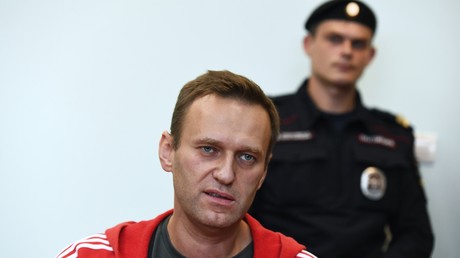 Navalny risque de la prison ferme alors qu'une nouvelle enquête pour fraude a été ouverte contre lui
