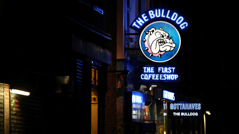 La maire d'Amsterdam propose d'interdire les coffee shops aux touristes