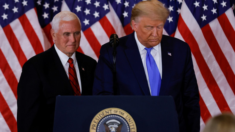 Le site du département d’Etat annonce la fin du mandat de Trump avant son terme