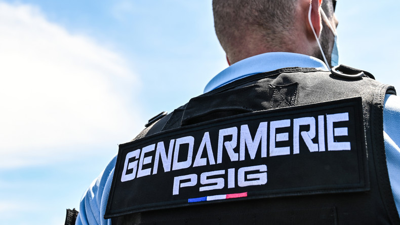 Etampes : une marche blanche pour des multirécidivistes fuyant la gendarmerie à contresens