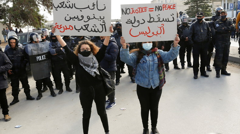 Plusieurs centaines de personnes manifestent contre «l'Etat policier» en Tunisie