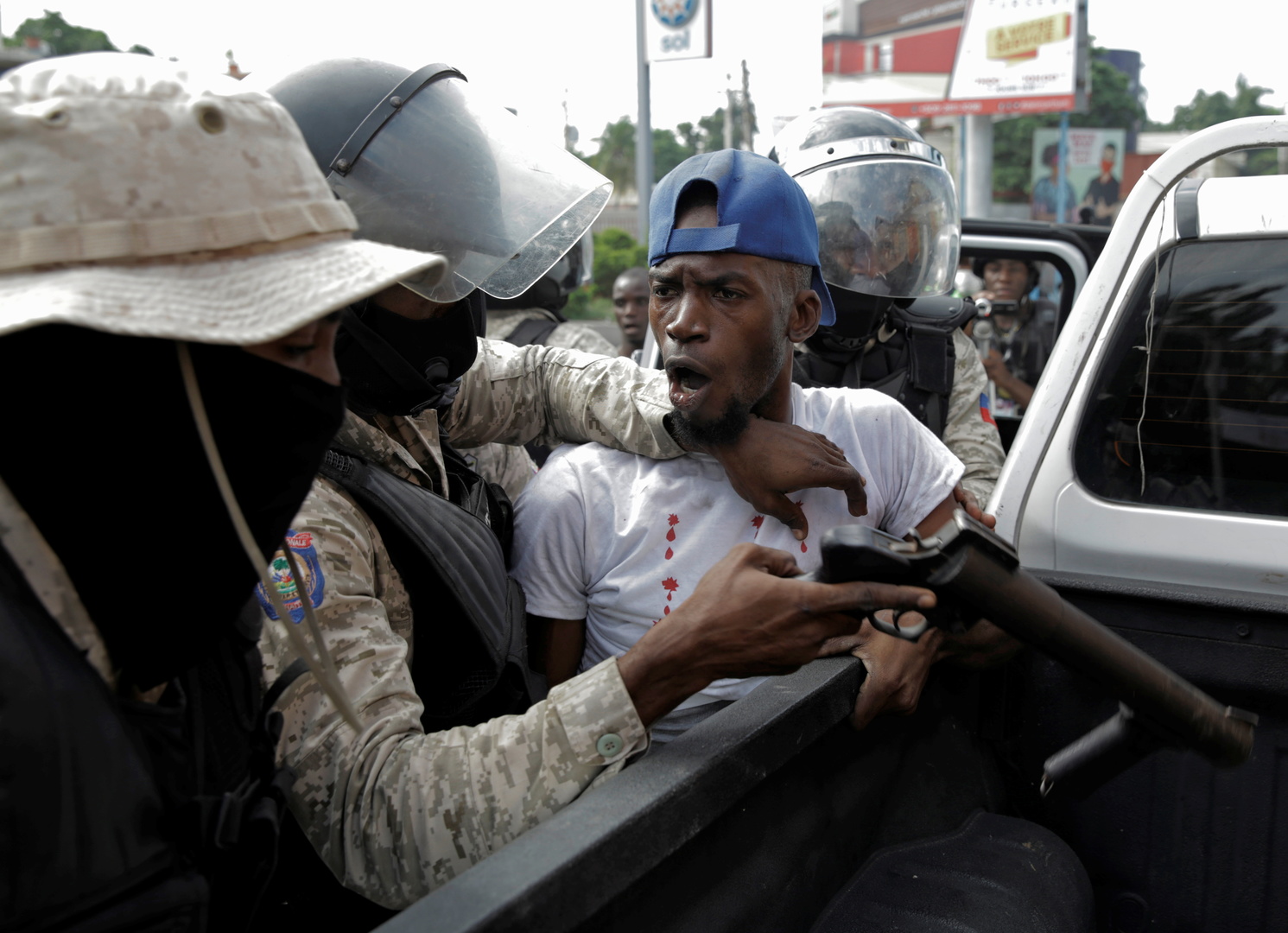 Etat d'urgence décrété en Haïti face aux manifestations réclamant le départ du président Moïse