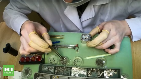 Le savoir-faire horloger russe au service de la restauration de Notre-Dame