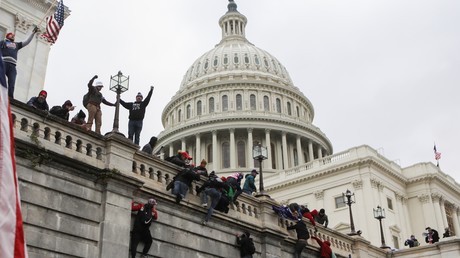 Des manifestants pro-Trump au Capitole de Etats-Unis le 6 janvier 2021.