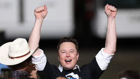 Elon Musk, le patron de Tesla, est désormais l'homme le plus riche du monde