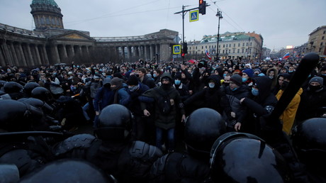 Manifestation en soutien à Navalny, le 23 janvier à Saint-Petersbourg.