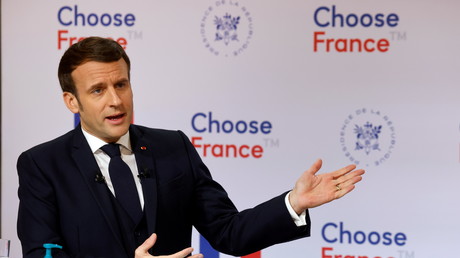 ISF, baisse des impôts des sociétés : devant des patrons étrangers, Macron vante le «pro-business»