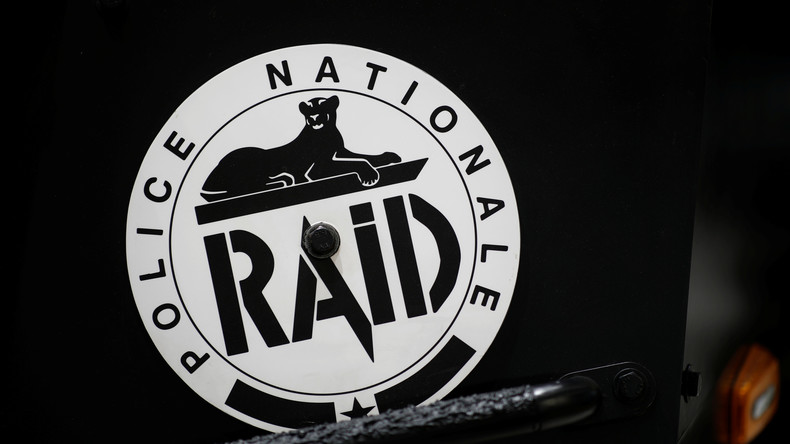 Tête humaine découverte dans un carton à Toulon : un suspect arrêté par le RAID