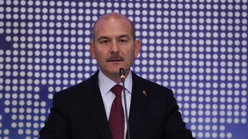 Turquie : le ministre de l'Intérieur averti par Twitter après des propos anti-LGBT