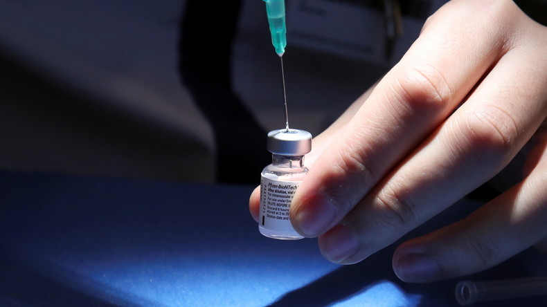 Covid-19 : Pfizer estime à 15 milliards de dollars de revenu les ventes de son vaccin en 2021