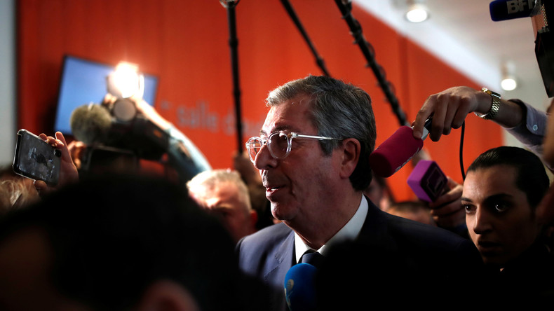 «Prise illégale d'intérêts» et «abus de biens sociaux», Patrick Balkany de nouveau mis en examen