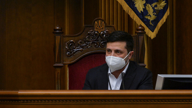 Malgré la pénurie, l'Ukraine décide d'interdire le vaccin russe Spoutnik V