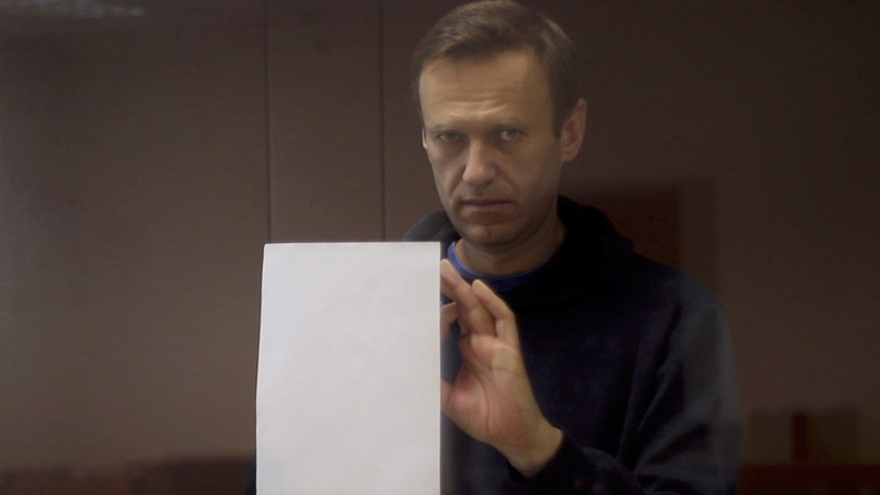 Le Parquet russe requiert l'équivalent de 10 600 euros d'amende contre Navalny pour diffamation