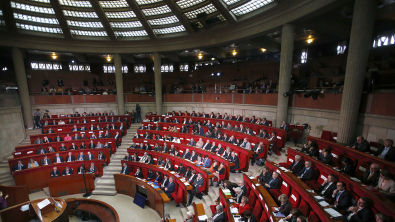 Le Conseil économique, social et environnemental lance une consultation sur le passeport vaccinal