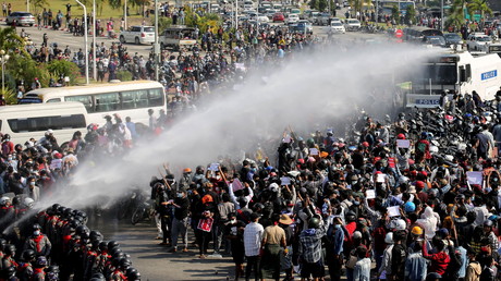 Manifestation à Naypyidaw, capitale de la Birmanie, le 7 février.