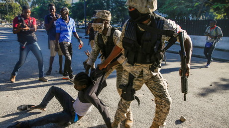 Haïti : de violents affrontements entre manifestants et forces de l'ordre font plusieurs blessés