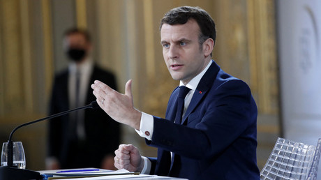 Barkhane : Emmanuel Macron veut «décapiter» les groupes liés à Al-Qaïda au Sahel