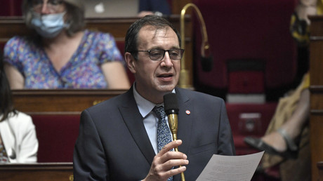 François Jolivet à l'Assemblée nationale lors d'une séance de questions au gouvernement, le 28 juillet 2020 (image d'illustration).