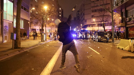 Arrestation de Pablo Hasél : nouveaux heurts nocturnes à Barcelone