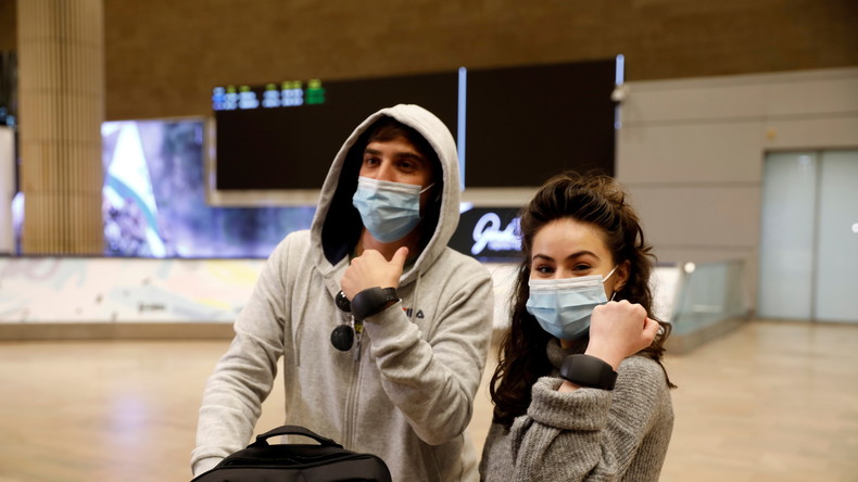 Covid-19 : Israël teste le bracelet électronique comme alternative à la quarantaine à l'hôtel