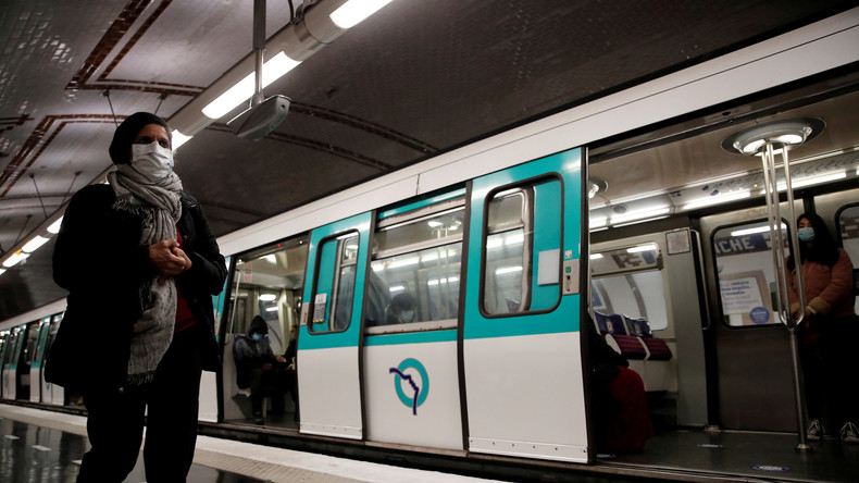 Vidéosurveillance : un décret paru pour mesurer le taux de port du masque dans les transports