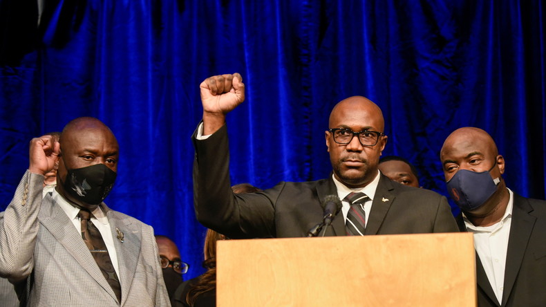 27 millions de dollars d’indemnisation pour la famille de George Floyd, un record