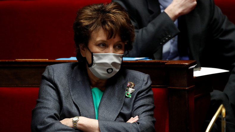 Positive au Covid-19, la ministre de la Culture Roselyne Bachelot hospitalisée