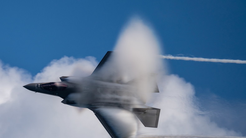 Etats-Unis : un avion de combat F-35 se tire dessus en plein vol