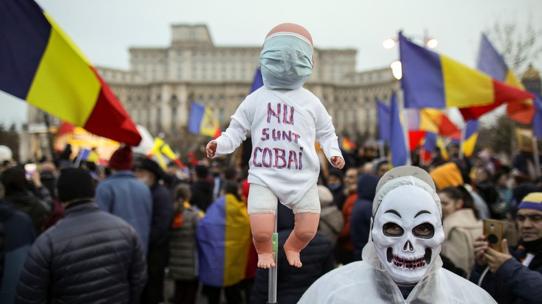 Roumanie : des milliers de manifestants défilent contre les mesures sanitaires