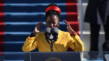 Pays-Bas : le choix d'une écrivaine blanche pour traduire l'œuvre d'Amanda Gorman fait polémique
