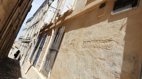 Montpellier : le metteur en scène Alain Françon poignardé à la gorge