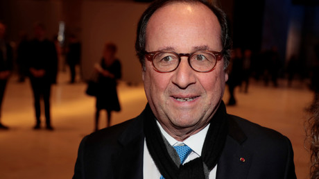 Carnaval de Marseille : Hollande invite à ne pas en «faire un drame» et comprend le ras-le-bol
