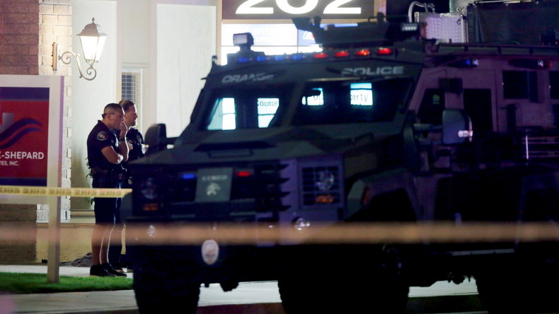 Une fusillade dans un immeuble de bureaux près de Los Angeles fait quatre morts dont un enfant