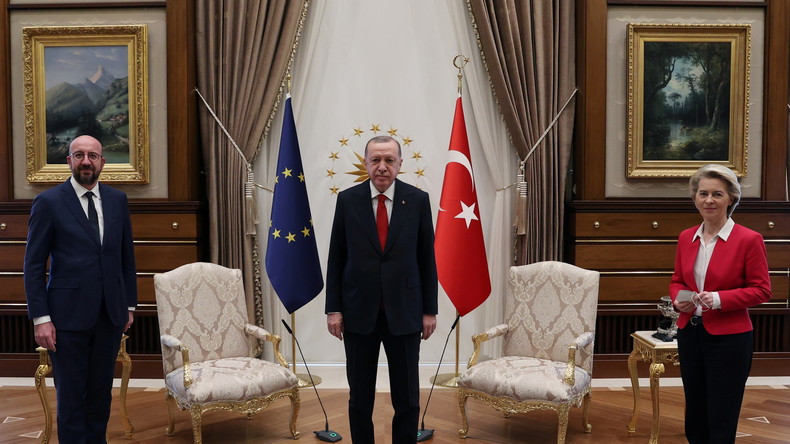 «Provocation», «humiliation» : un incident entre Erdogan et Ursula von der Leyen crée la polémique