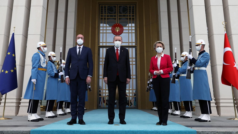 «Sofagate» : recadrage entre la Commission et le Conseil européen après l'incident de protocole