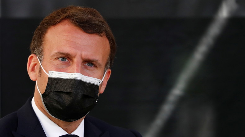 L'appel de Macron à déconstruire l'histoire de France fait bondir à droite