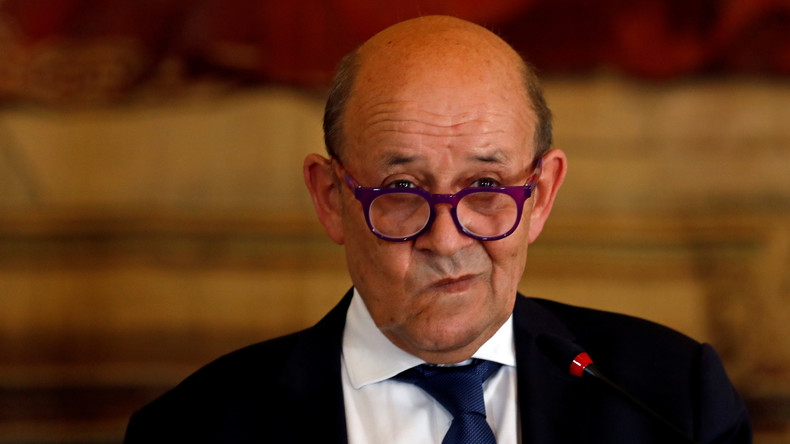 Le Drian juge Poutine «encombrant» et «parfois dangereux» mais veut maintenir le dialogue